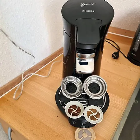 Carl 7 - Ruhig, Bezaubernd, Eigen *