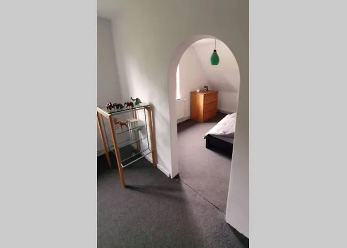 Carl 7 - Ruhig, Bezaubernd, Eigen Worpswede