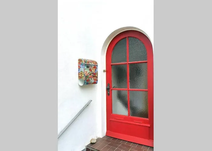 Carl 7 - Ruhig, Bezaubernd, Eigen *